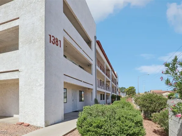 1381 E University Ave APT 310, Las Vegas, NV 89119