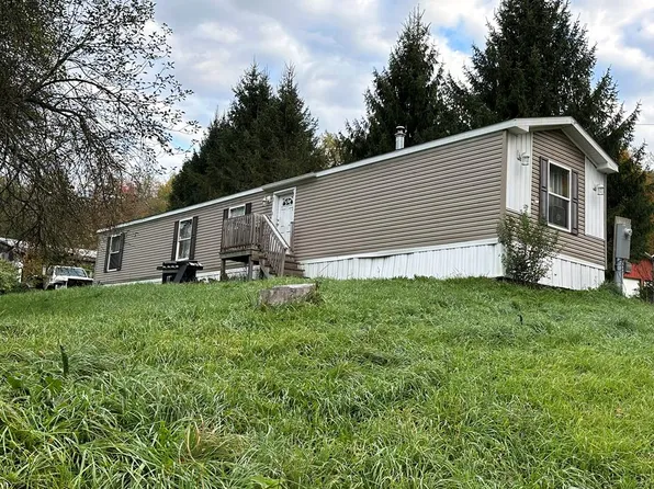 31 E St, Wellsboro, PA 16901