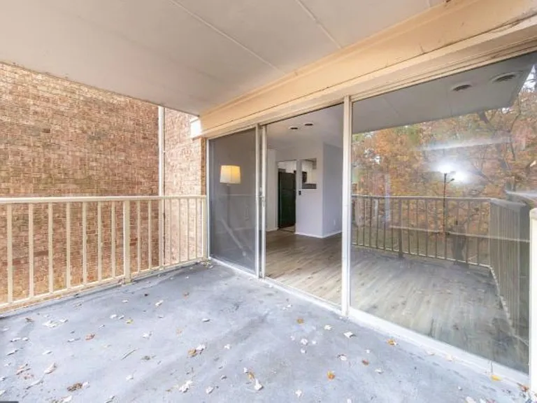 5705 Indian Ct #22 — Photo 5