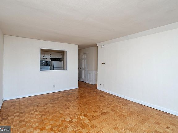 4th image of 224 W Rittenhouse Sq #30-809