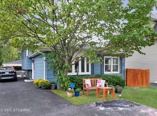 5717 Lee Ave, Downers Grove, IL 60516