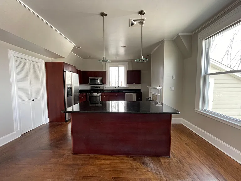 222 Belmont St #2 — Photo 11
