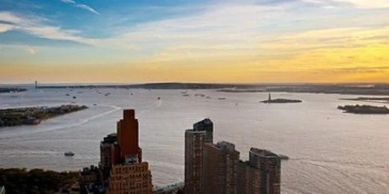 Rented by Keller Williams NYC | media 20