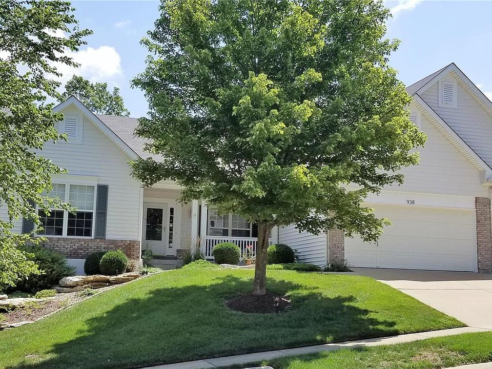 Wonderful Greatroom Ranch home on .52 AC, backing to woods.