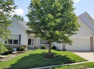 938 Stone Spring Dr, Eureka, MO 63025