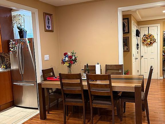 4th image of 758 Brady Ave APT 112