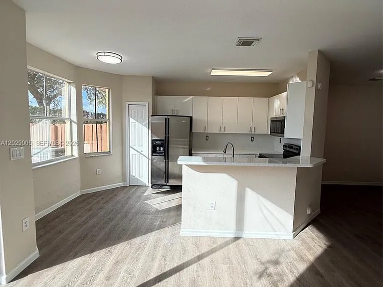 8528 SW 166th Pl #8528 — Photo 8