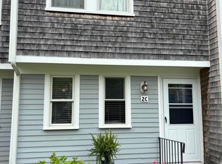 300 Falmouth Rd APT 2C, Mashpee, MA 02649