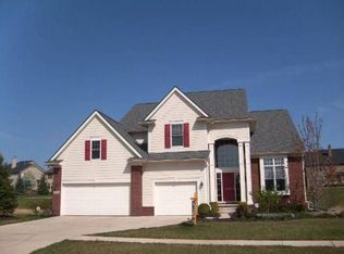 1728 Carriage Hl, Commerce Township, MI 48382
