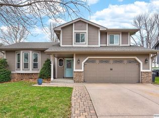 4956 S 167th St, Omaha, NE 68135