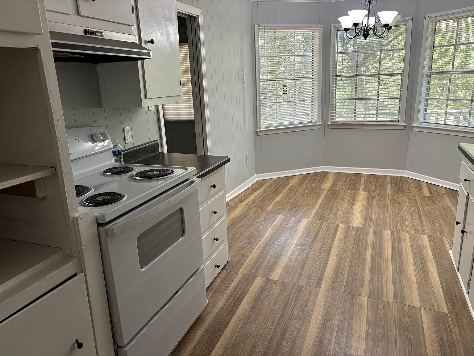 3 bed, $1,750 — Photo 2
