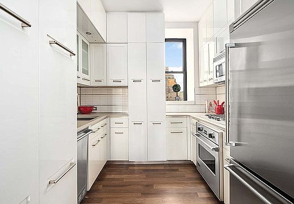 4th image of 219 W 81st St APT 10E