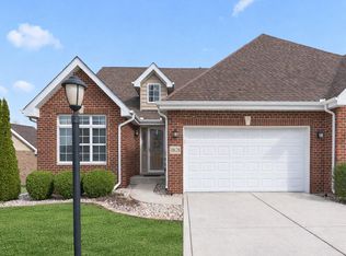 11628 Upper Peninsula Ln, Saint John, IN