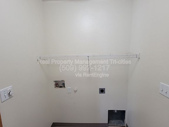 5th image of 6321 Thistledown Dr