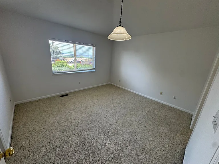 4505 S Auckland Ct — Photo 24