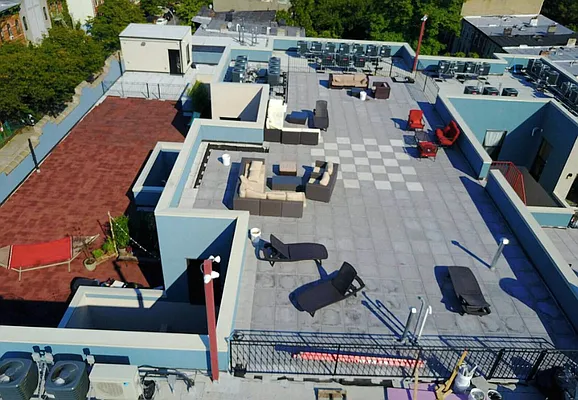 Rented by Manhattan Management LLC | media 11