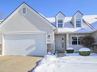 3418 Huron View Ct, Dexter, MI 48130