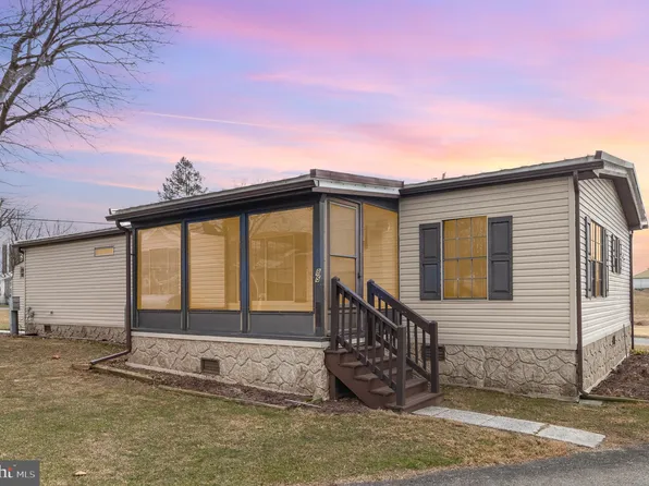 85 Autumn St, Salunga, PA 17538