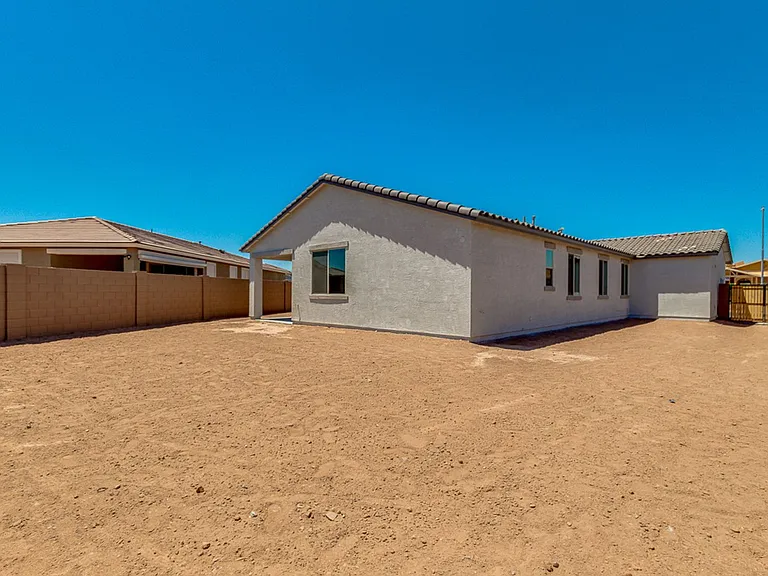 1674 N Hester Trl — Photo 36