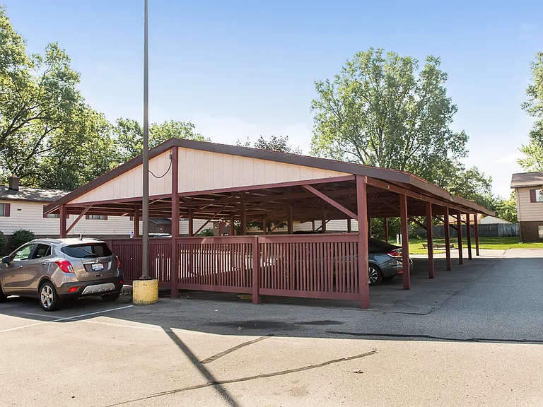 1000 36th St SW — Photo 14