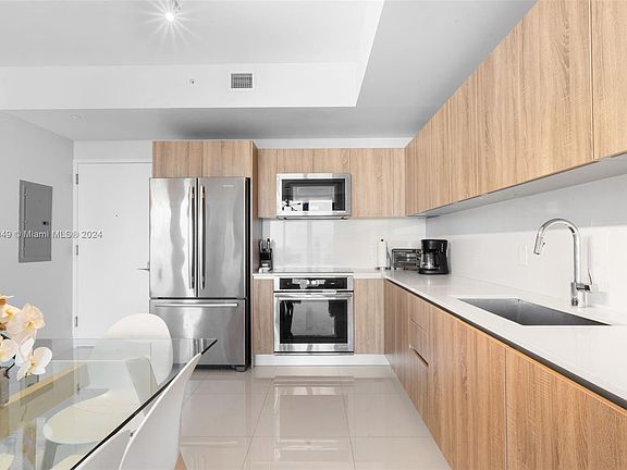 2nd image of 2960 NE 207th St #10003