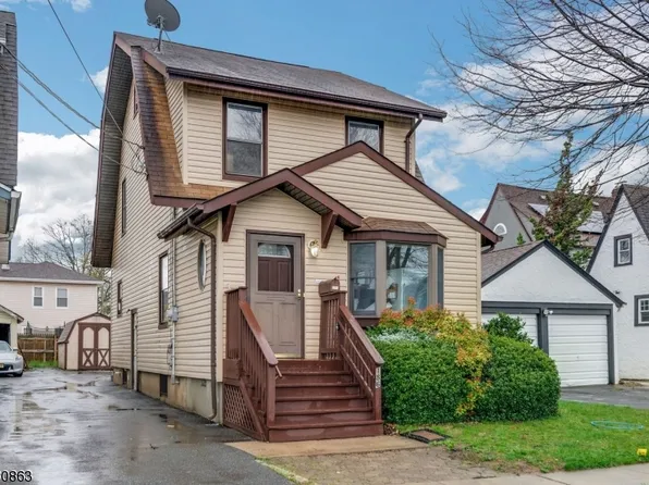 186 Oak St, Rahway City, NJ 07065