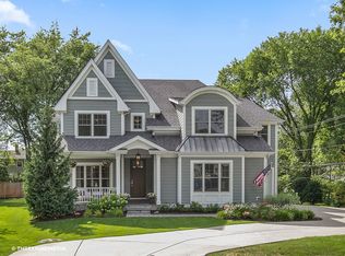 164 Exmoor Ave, Glen Ellyn, IL 60137