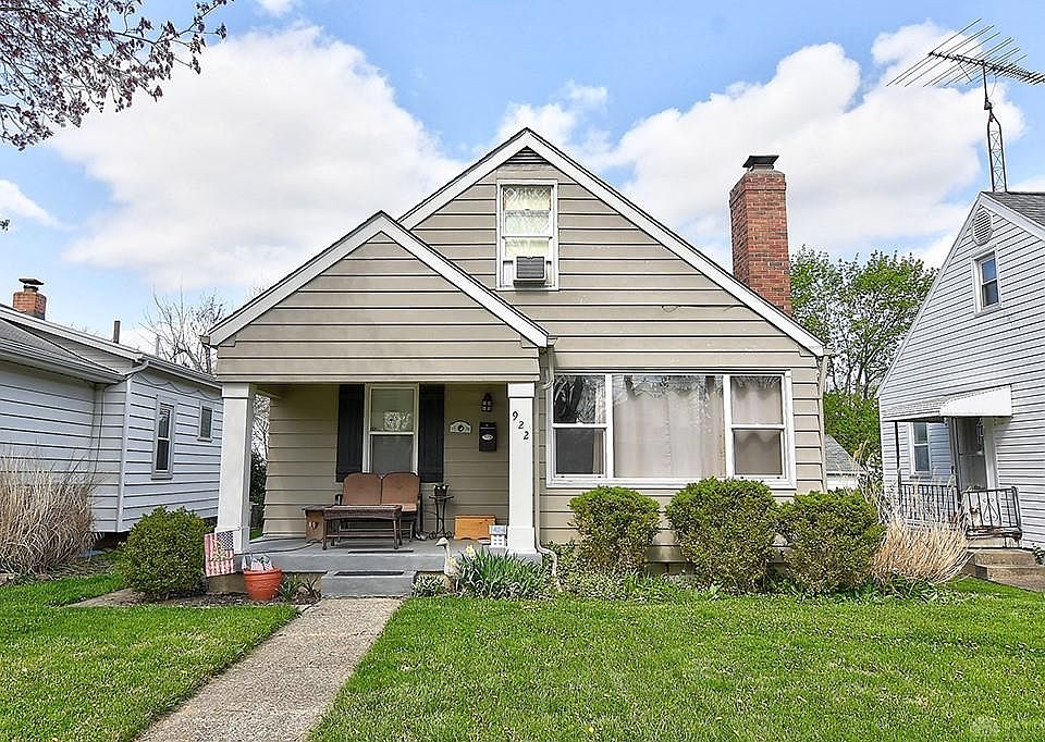1st image of 922 Watervliet Ave