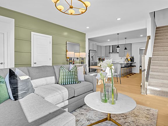 3rd image of 615 Hedrick Ridge Rd #109