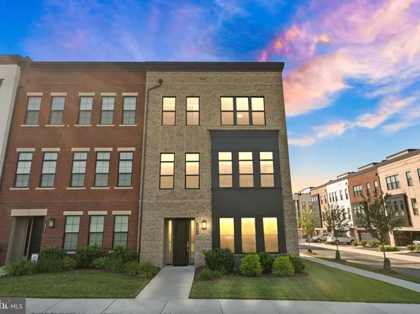 19873 Stewart Gap Ter, Ashburn, VA 20147