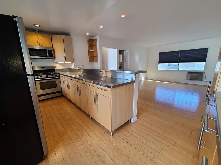 3412 Helms Ave #A — Photo 3