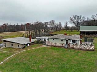 636 Brush Creek Rd, Homer City, PA 15748
