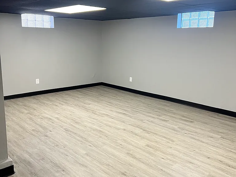 1403 Shenandoah Ave — Photo 5