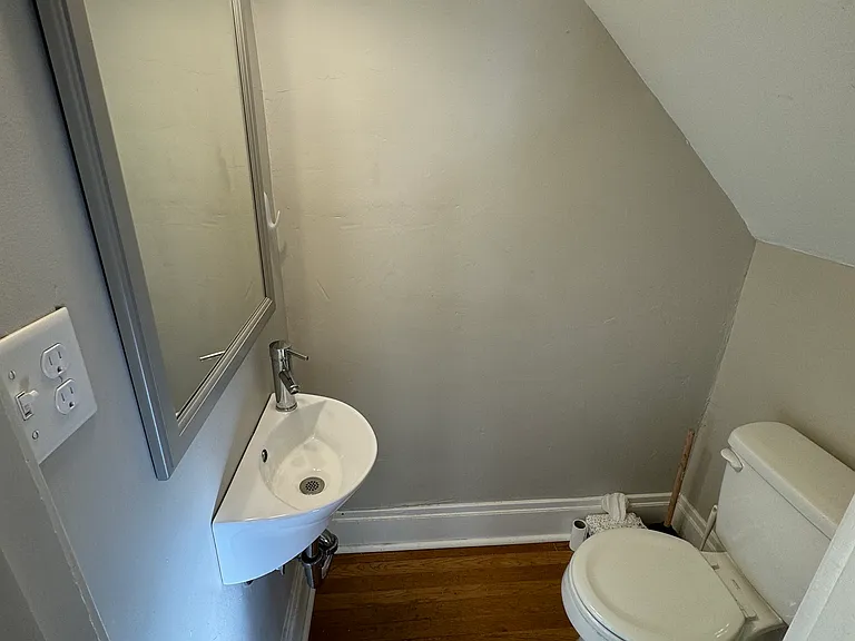 3015 Wayne Ave — Photo 8
