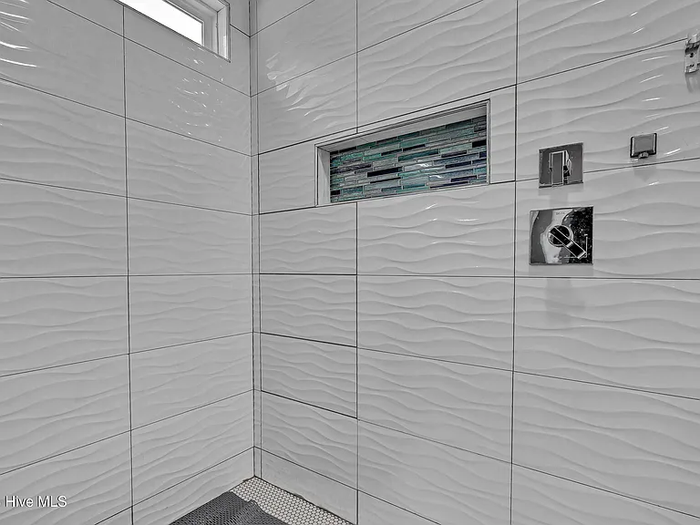 8708 Plantation Dr — Photo 26
