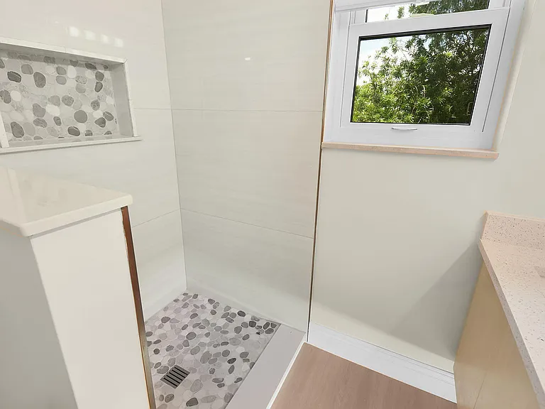 2442 SW Danbury Ln — Photo 33