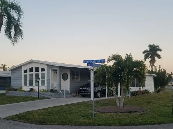 1600 Cumberland Dr, Naples, FL 34110