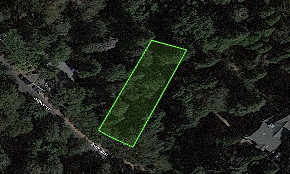 1st image of Chateau Dr