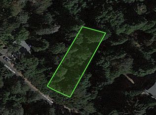 Chateau Dr, Crestline, CA 92325