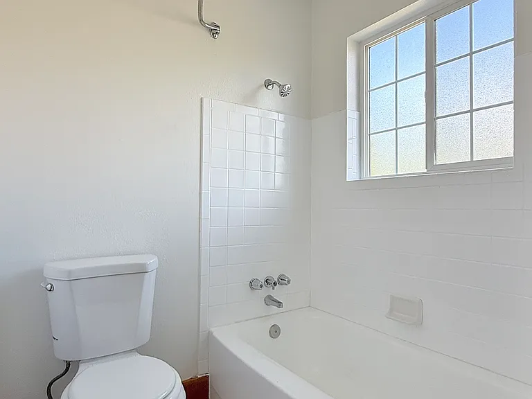 601 S Jackson Ave #10 — Photo 5