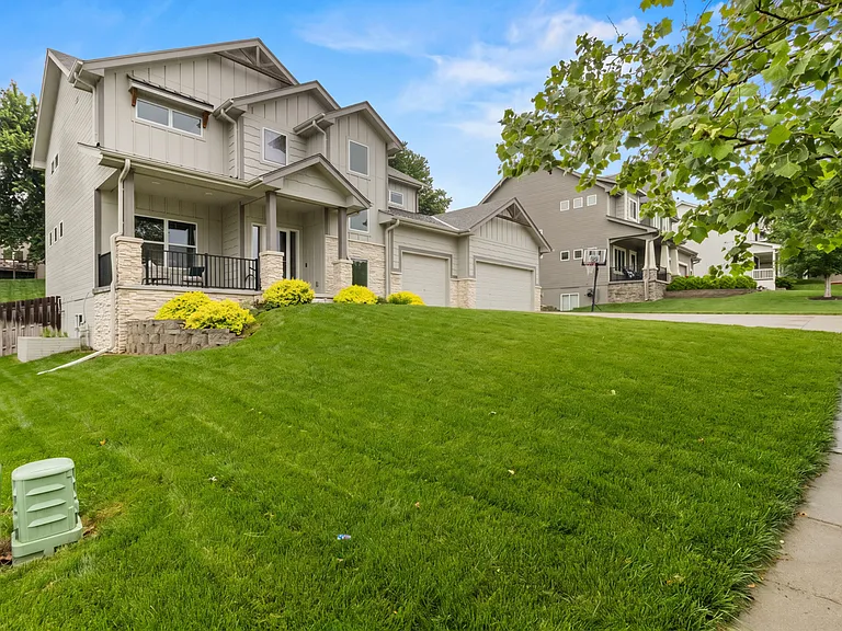 19506 Shadow Ridge Dr — Photo 2