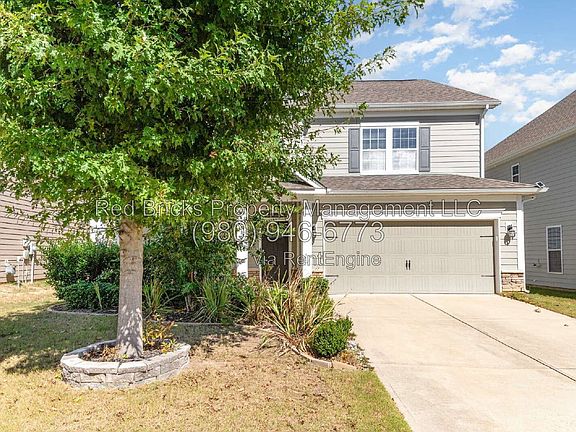 3rd image of 2383 Palmdale Walk Dr