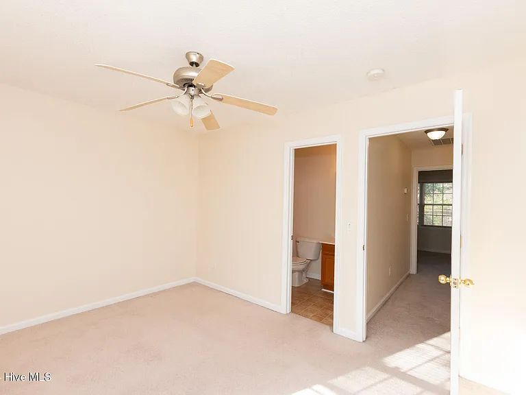 125 Cornerstone Pl — Photo 17
