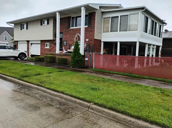 901 Vine St, Ironton, OH 45638