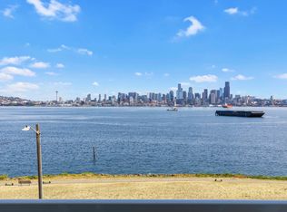17XX Harbor Ave SW #202, Seattle, WA 98126