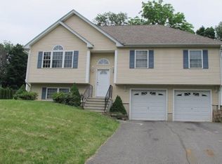 52 Fremont St, Meriden, CT 06451