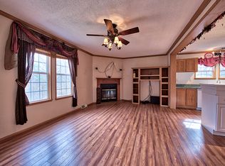 371 Bluebird Hill Rd, Canton, NC 28716