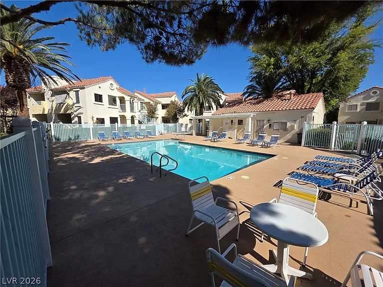 4865 S Torrey Pines Dr #106 — Photo 11
