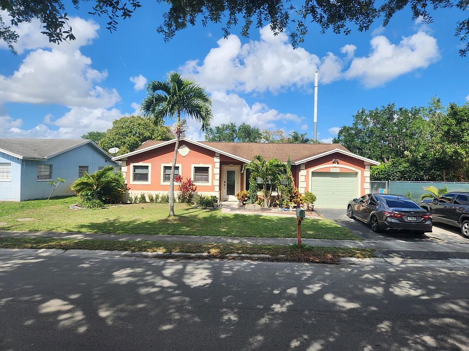 1st image of 22504 SW 65th Avenue