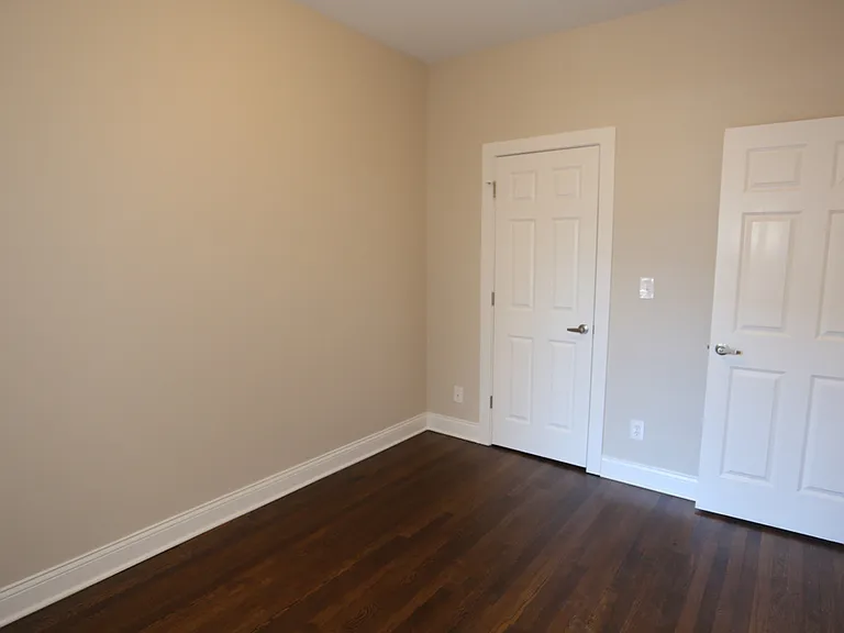 527 W Barry Ave #2N — Photo 15